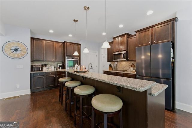 2811 Magnolia Creek Drive, Kennesaw, GA 30152