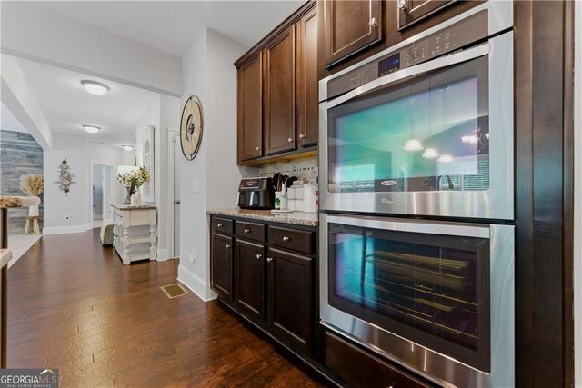 2811 Magnolia Creek Drive, Kennesaw, GA 30152