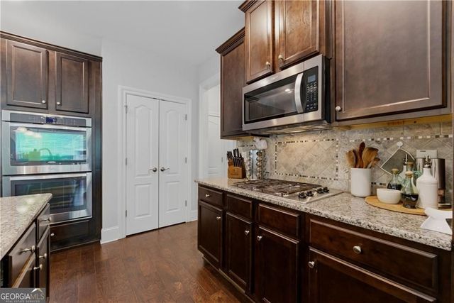 2811 Magnolia Creek Drive, Kennesaw, GA 30152