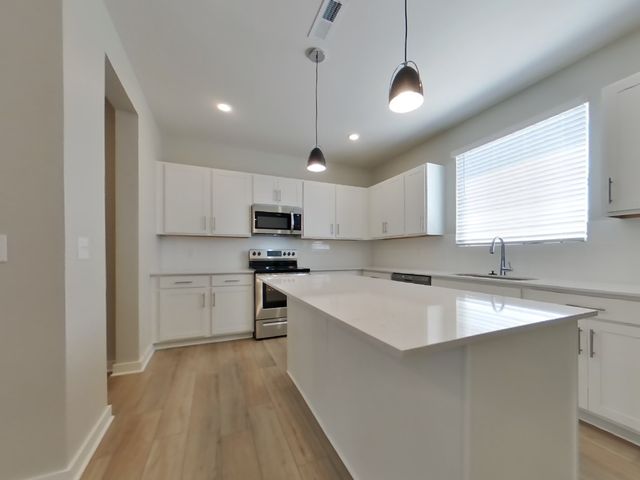 7011 Park Knoll Ln, Mount Juliet, TN 37122