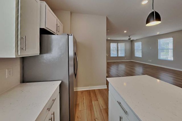 7011 Park Knoll Ln, Mount Juliet, TN 37122