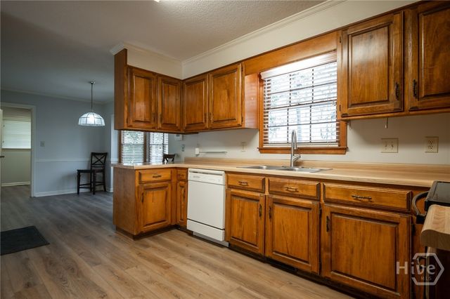 201 Chesterfield Road, Bogart, GA 30622