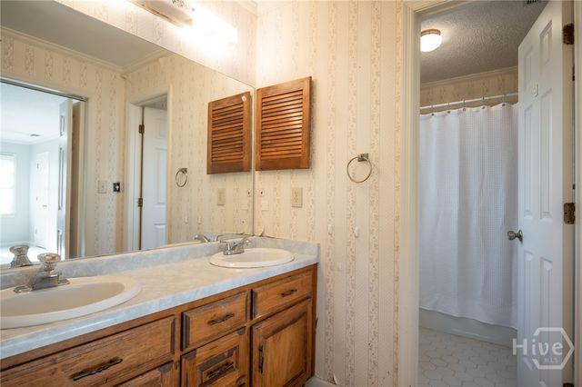 201 Chesterfield Road, Bogart, GA 30622