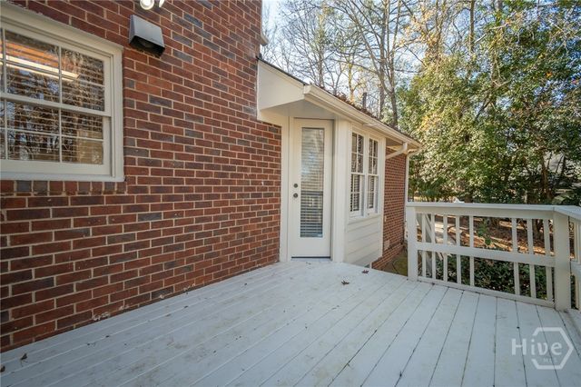 201 Chesterfield Road, Bogart, GA 30622