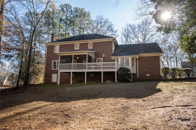 201 Chesterfield Road, Bogart, GA 30622