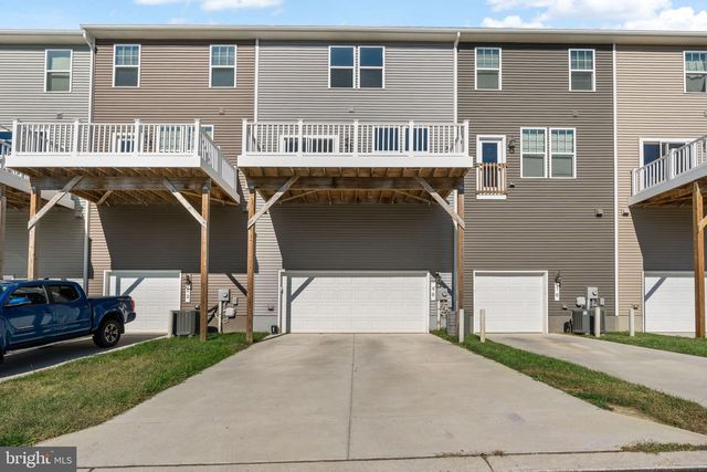 66 NATIONAL ST, Ranson, WV 25438