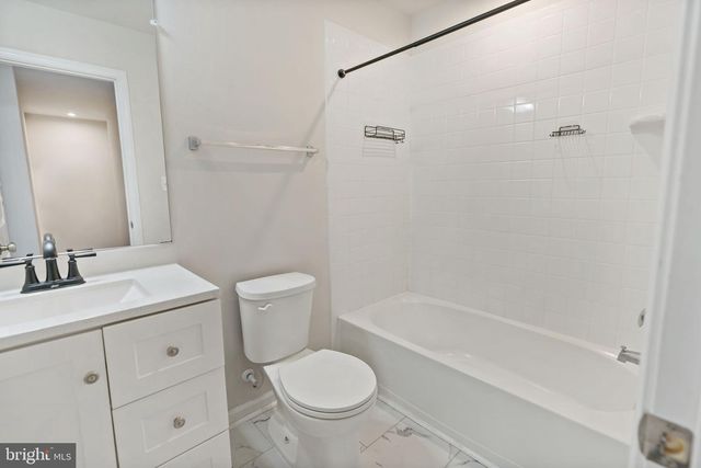 66 NATIONAL ST, Ranson, WV 25438