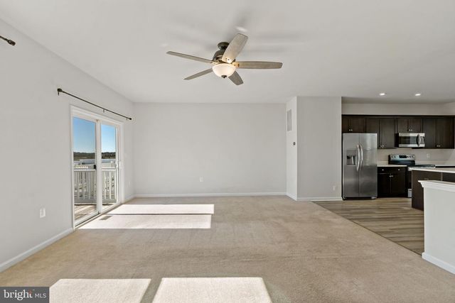 66 NATIONAL ST, Ranson, WV 25438