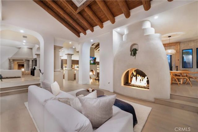 1090 Vista Ridge Lane, Westlake Village, CA 91362