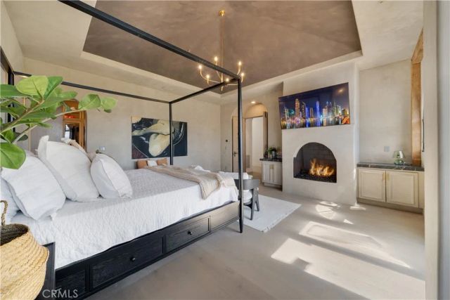 1090 Vista Ridge Lane, Westlake Village, CA 91362