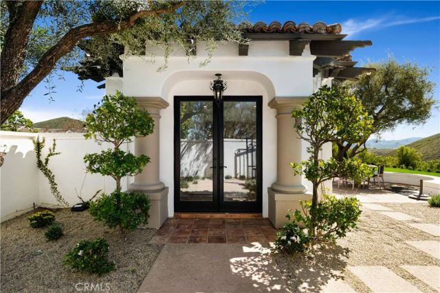 1090 Vista Ridge Lane, Westlake Village, CA 91362