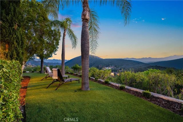 1090 Vista Ridge Lane, Westlake Village, CA 91362