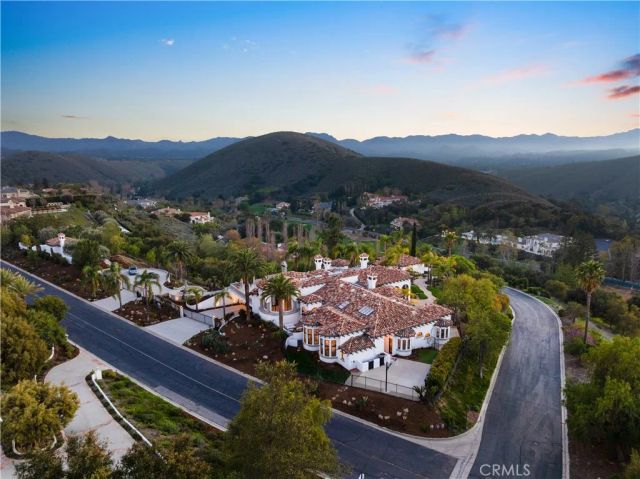 1090 Vista Ridge Lane, Westlake Village, CA 91362