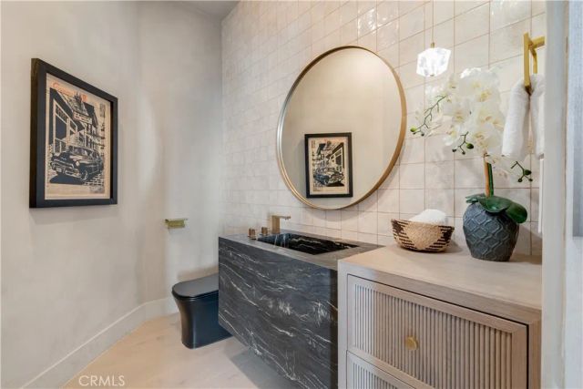 1090 Vista Ridge Lane, Westlake Village, CA 91362