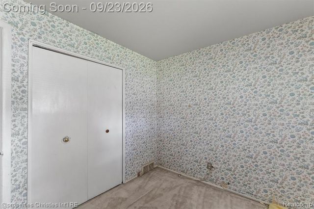 11283 Plumridge Boulevard, Sterling Heights, MI 48313