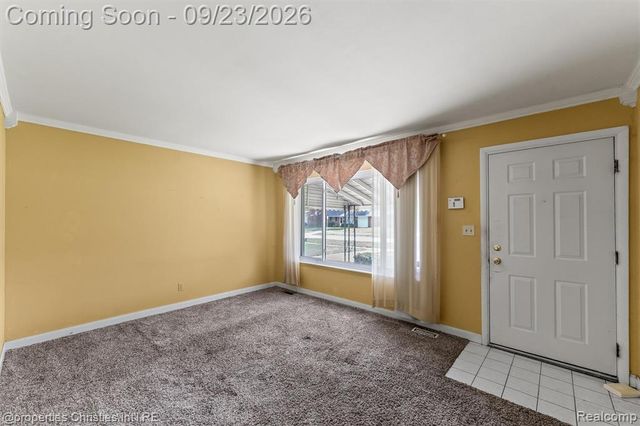 11283 Plumridge Boulevard, Sterling Heights, MI 48313