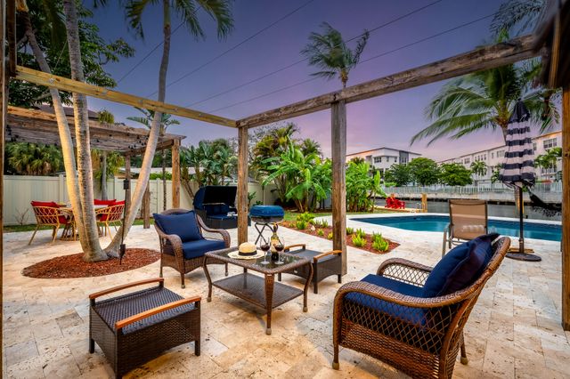 2757 NE 14th Avenue, Wilton Manors, FL 33334