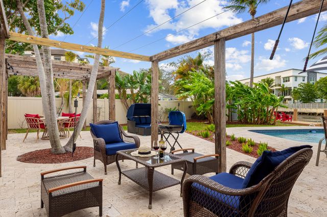 2757 NE 14th Avenue, Wilton Manors, FL 33334