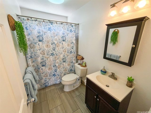 94-1053 Kamiki Street, Waipahu, HI 96797