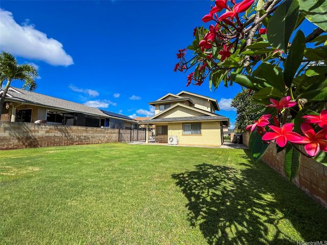 94-1053 Kamiki Street, Waipahu, HI 96797