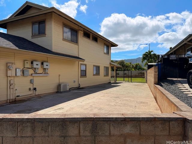 94-1053 Kamiki Street, Waipahu, HI 96797