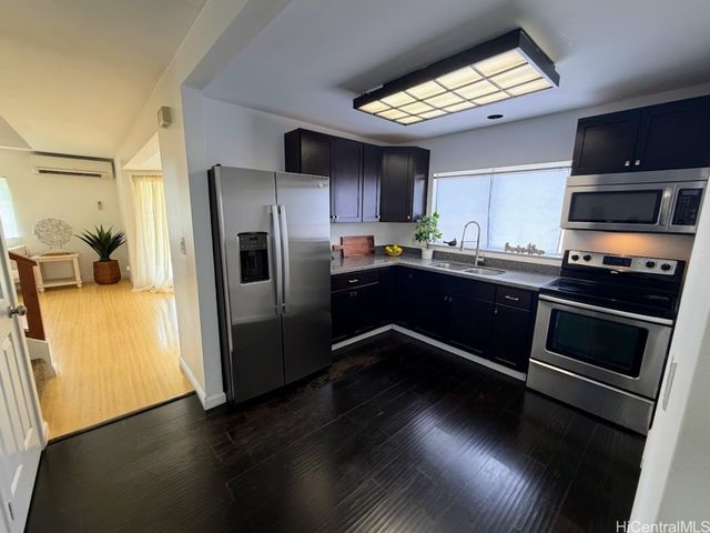 94-1053 Kamiki Street, Waipahu, HI 96797