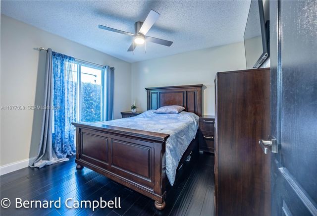 1210 NW 193rd Ave, Pembroke Pines, FL 33029