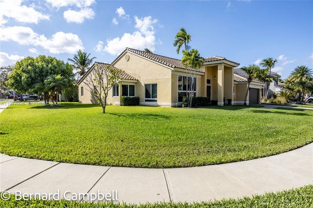 1210 NW 193rd Ave, Pembroke Pines, FL 33029