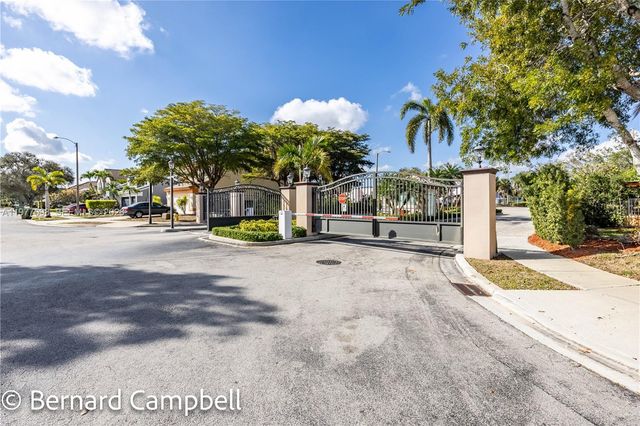 1210 NW 193rd Ave, Pembroke Pines, FL 33029