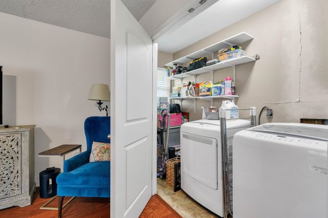 2949 Maydelle Lane, Farmers Branch, TX 75234