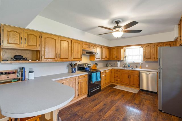 2949 Maydelle Lane, Farmers Branch, TX 75234