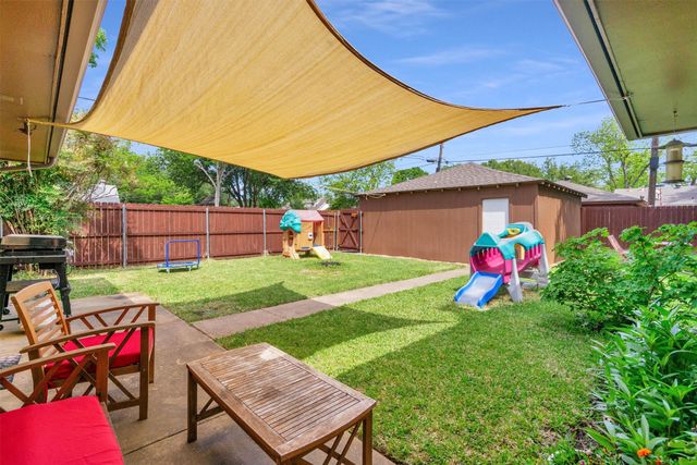 2949 Maydelle Lane, Farmers Branch, TX 75234