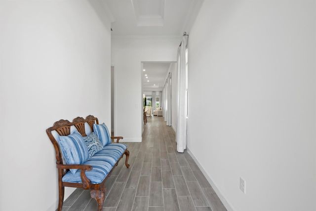 369 SE Fascino Circle, Port St. Lucie, FL 34984