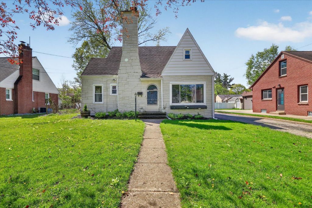 1422 Reycraft Drive, Kalamazoo, MI 49001