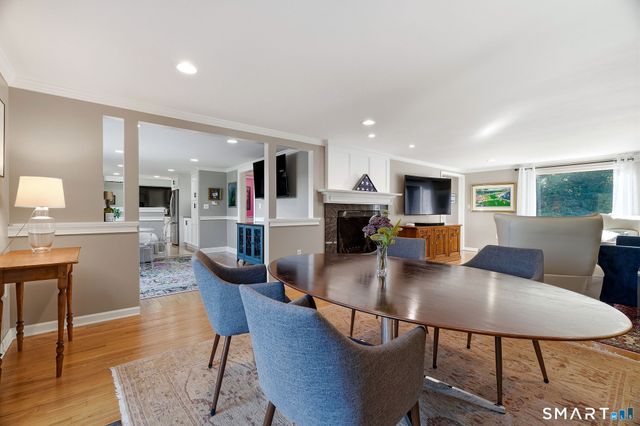 6 Jericho Drive, Old Lyme, CT 06371