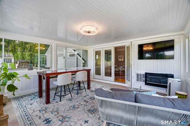 6 Jericho Drive, Old Lyme, CT 06371