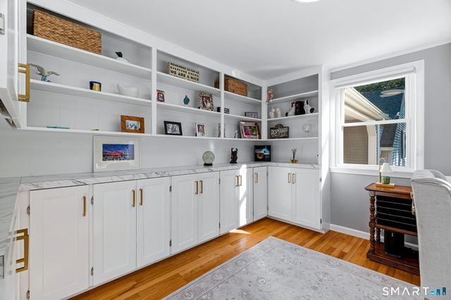 6 Jericho Drive, Old Lyme, CT 06371