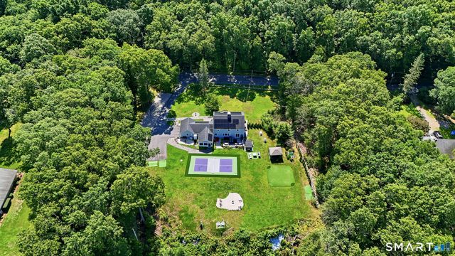 6 Jericho Drive, Old Lyme, CT 06371