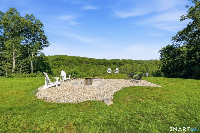 6 Jericho Drive, Old Lyme, CT 06371