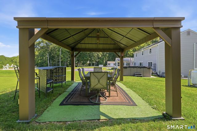 6 Jericho Drive, Old Lyme, CT 06371
