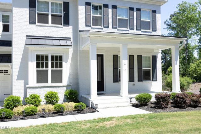 1612 Henley View Place, Apex, NC 27523