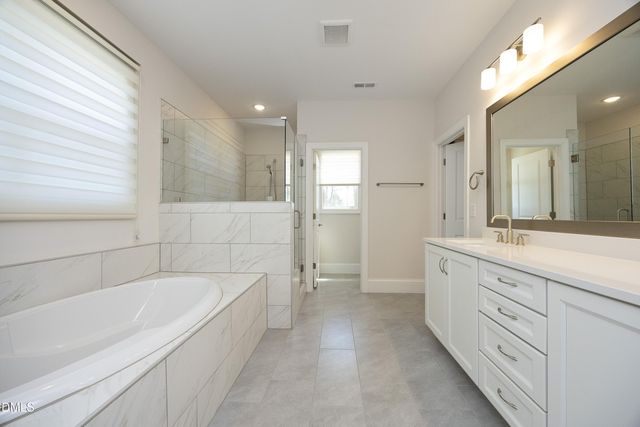 1612 Henley View Place, Apex, NC 27523