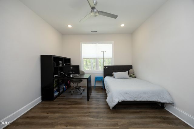 1612 Henley View Place, Apex, NC 27523