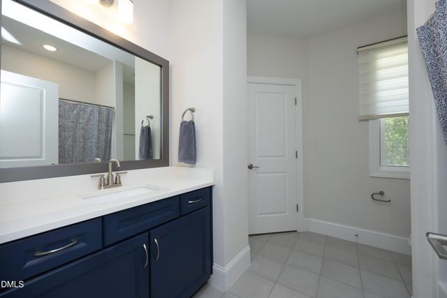 1612 Henley View Place, Apex, NC 27523