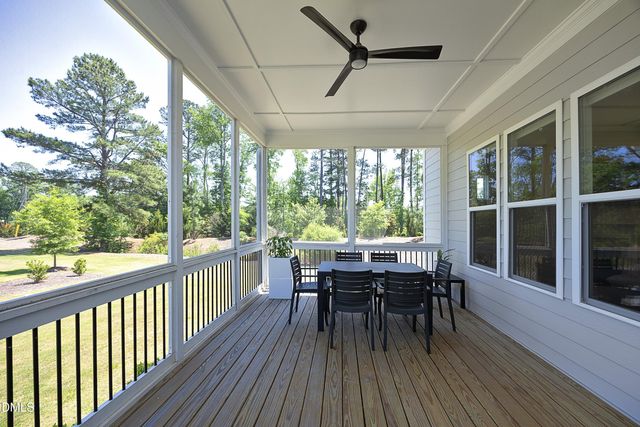 1612 Henley View Place, Apex, NC 27523