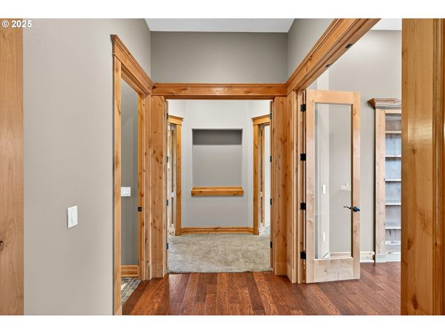 16025 Sw HILLSBORO Hwy, Hillsboro, OR 97123