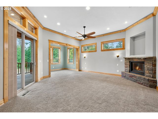 16025 Sw HILLSBORO Hwy, Hillsboro, OR 97123