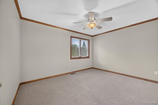 752 Englewood Drive, Rochester Hills, MI 48309