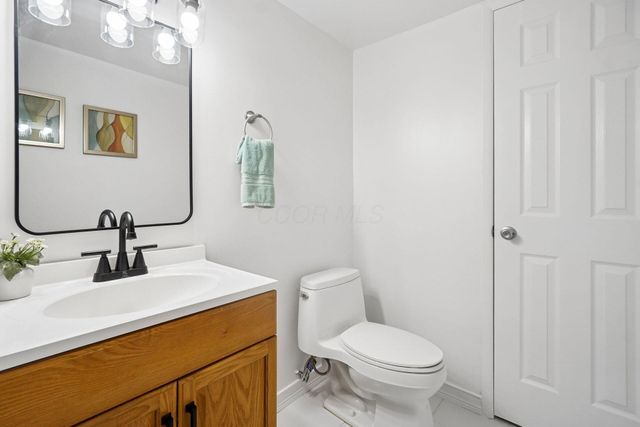 4330 Shirlene Court, Grove City, OH 43123