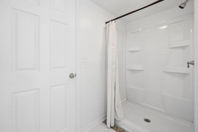 4330 Shirlene Court, Grove City, OH 43123